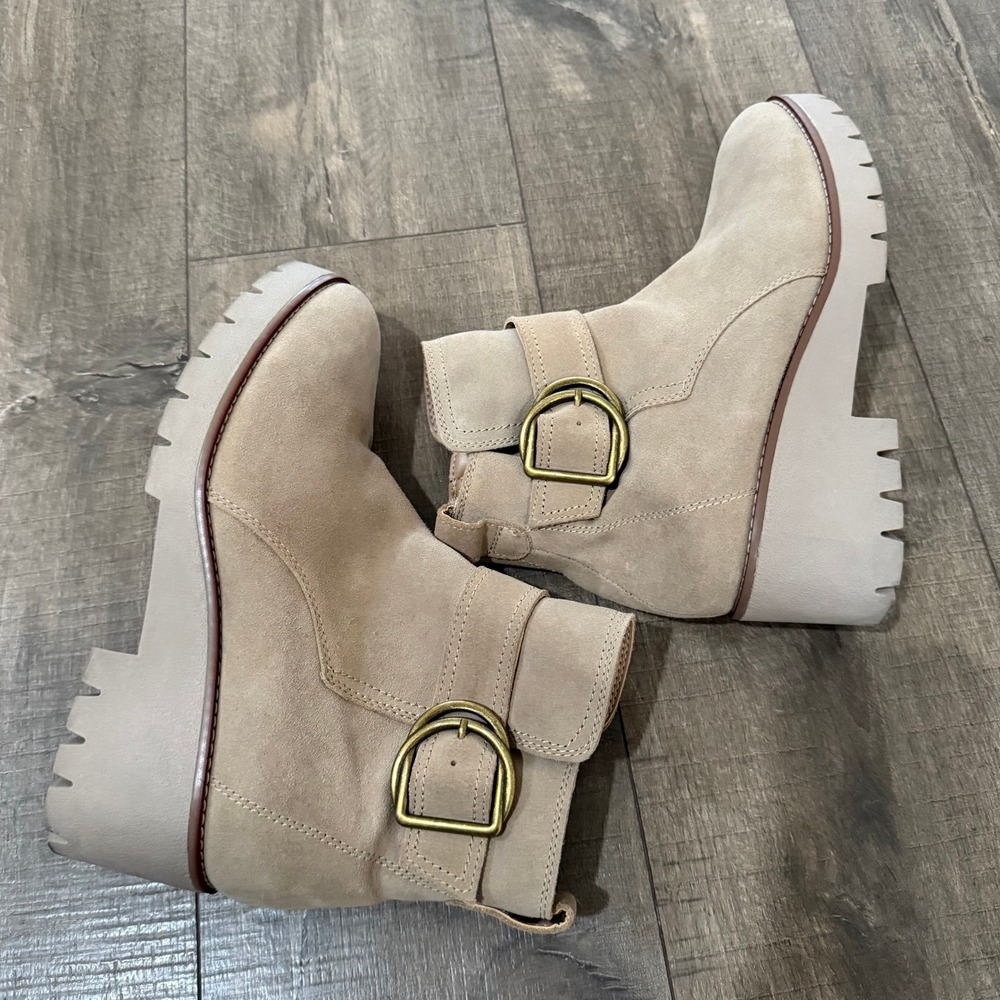 Blondo Dagger Waterproof Suede Leather Lug Sole Buckle Ankle Boots 10M‎ School